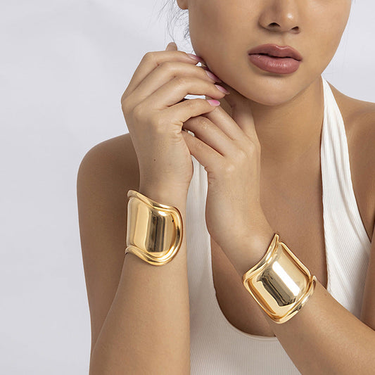 Sculpted Simplicity: Redefine Minimalism with the AuricAdorn Medium Bone Cuff Bangle