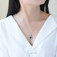 AuricAdorn Natural Sapphire Pendant in 925 Silver - Four Leaf Clover AuricAdorn Natural Sapphire Pendant in 925 Silver - Four Leaf Clover