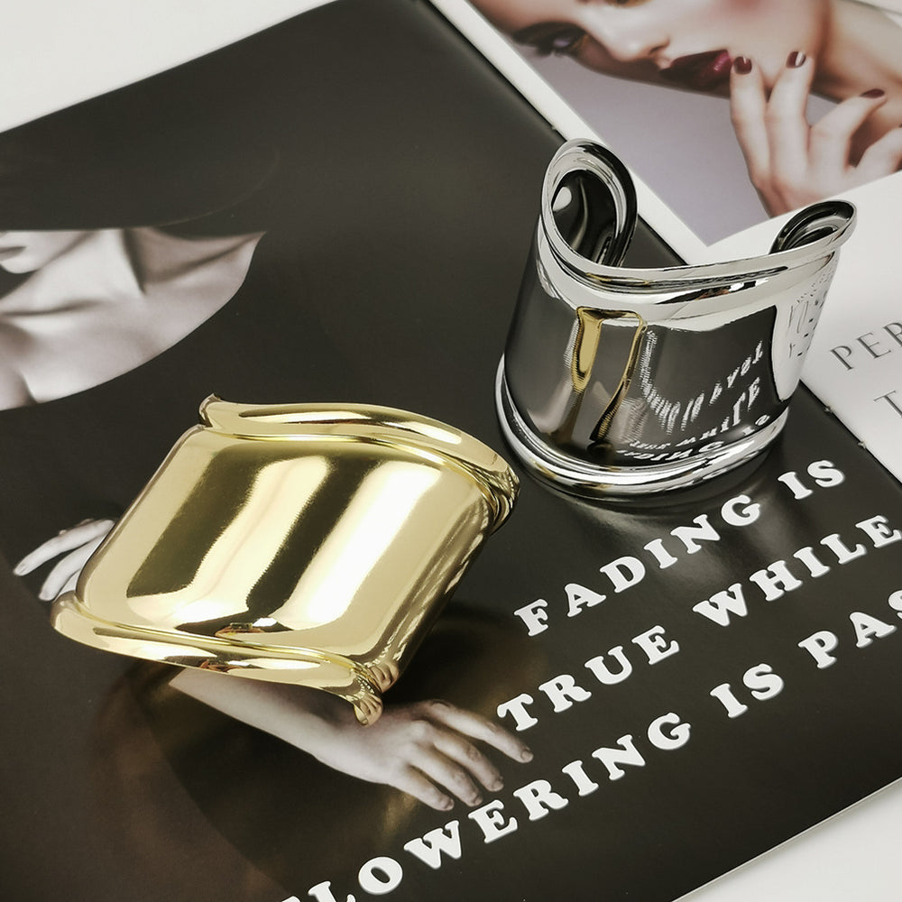 gold_silver bracelet gold_silver bracelet