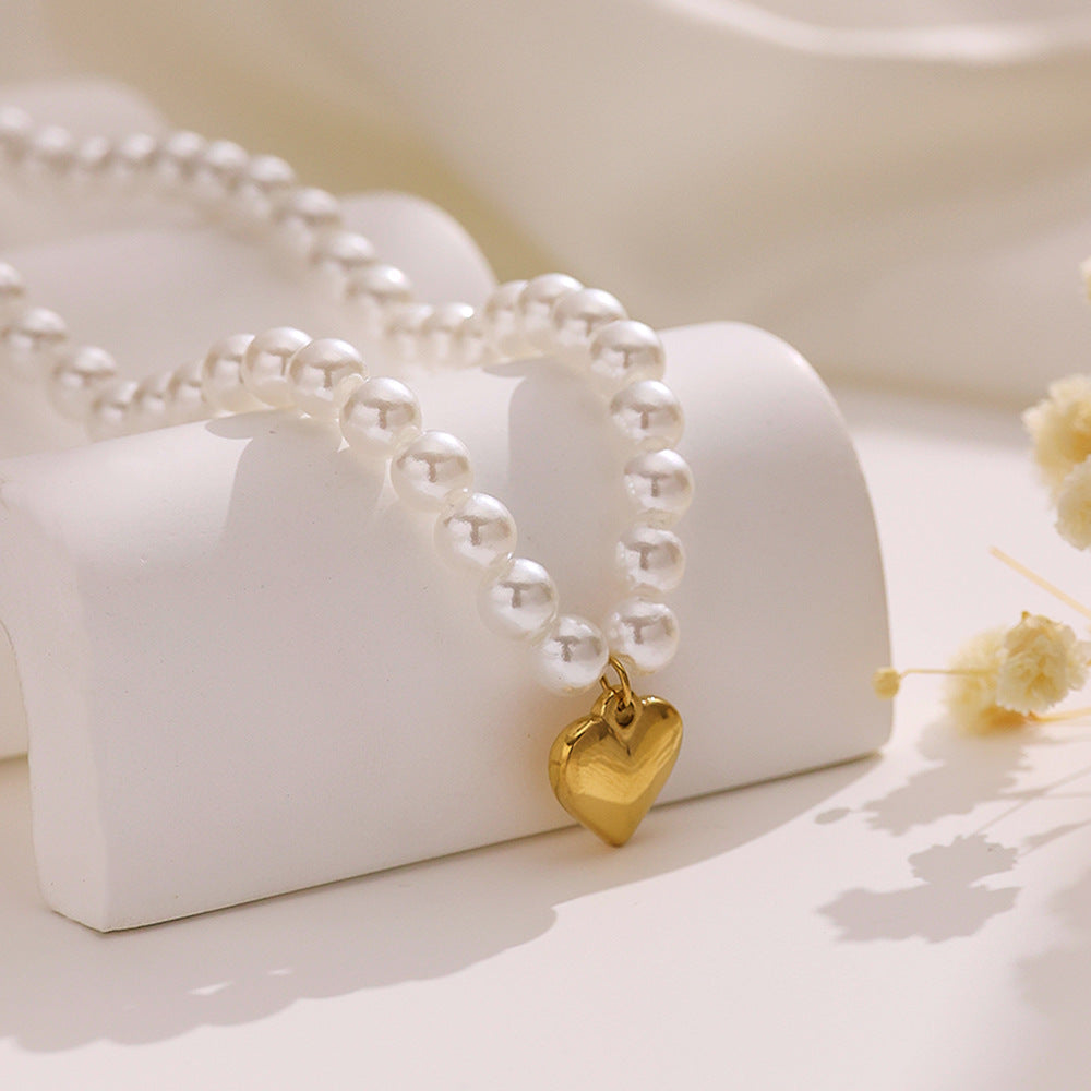 gold heart necklace scene graph gold heart necklace scene graph